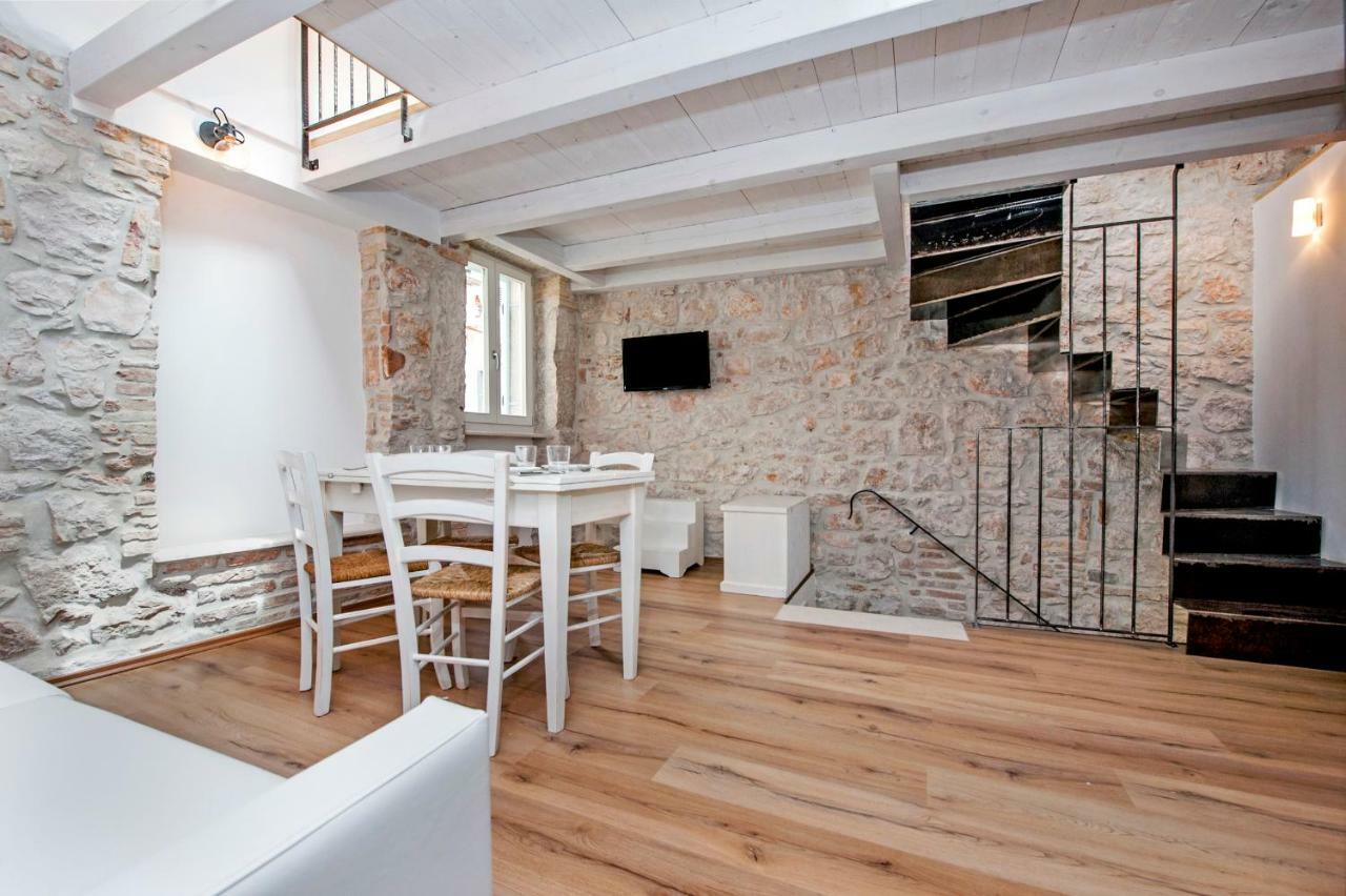 Apartments Casa Roccia Bianca Rovinj Exterior foto