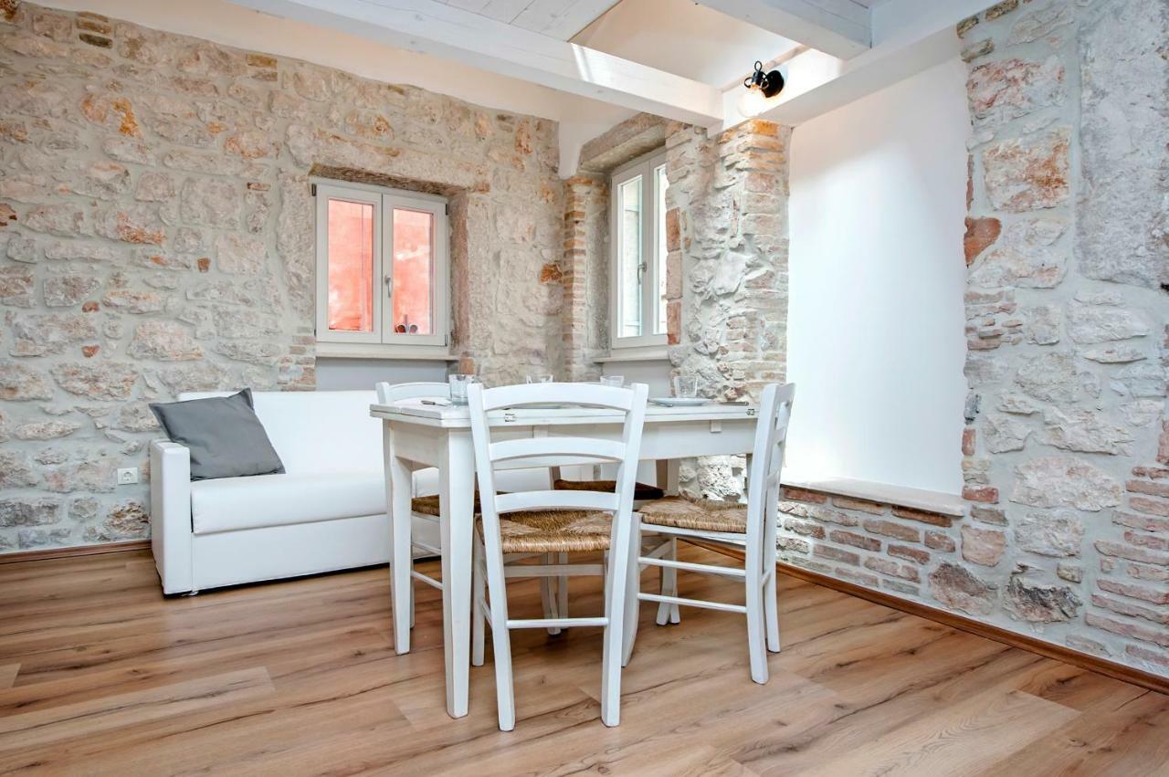 Apartments Casa Roccia Bianca Rovinj Exterior foto