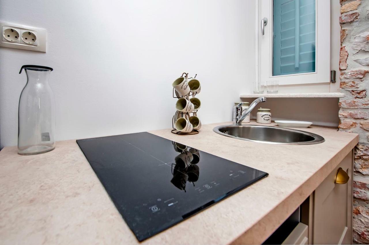 Apartments Casa Roccia Bianca Rovinj Exterior foto