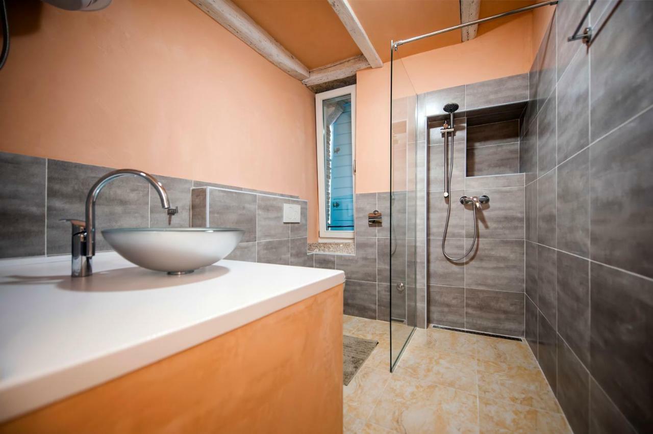 Apartments Casa Roccia Bianca Rovinj Exterior foto
