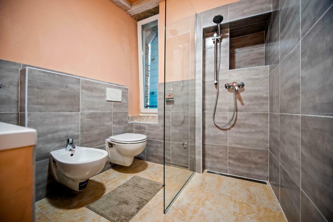 Apartments Casa Roccia Bianca Rovinj Exterior foto